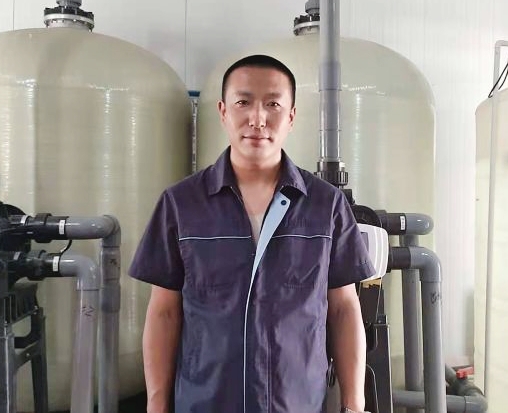生活照（生活公司黨支部 高彥斌）.JPG
